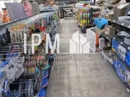 location commerce 432 m²