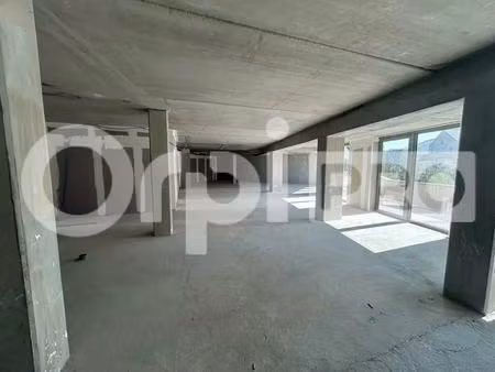 vente bureaux 240 m²