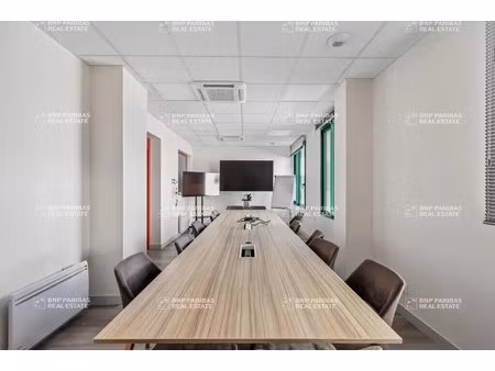 vente bureaux 670 m²