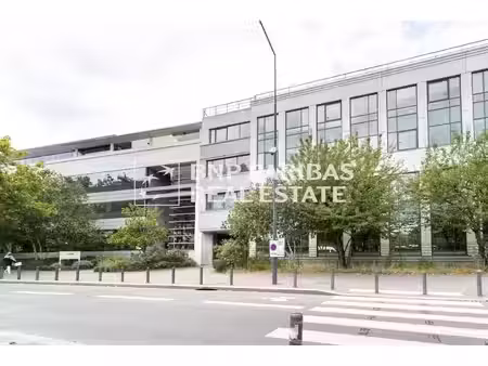 vente bureaux saint-denis 93210 880m²