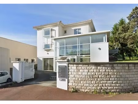 vente bureaux 300 m²