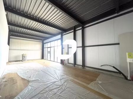 location commerce 116 m² à 336 m²