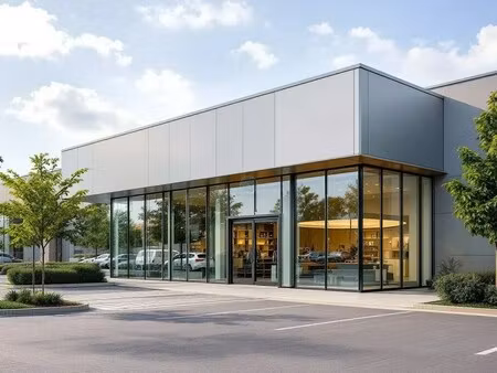 location commerce fleury les aubrais 45400 2973m²