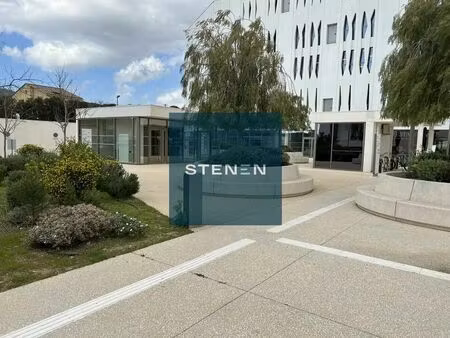 location commerce la ciotat 13600 320m² à 658m²