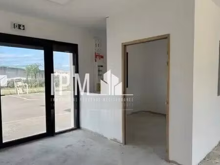 location commerce 134 m²