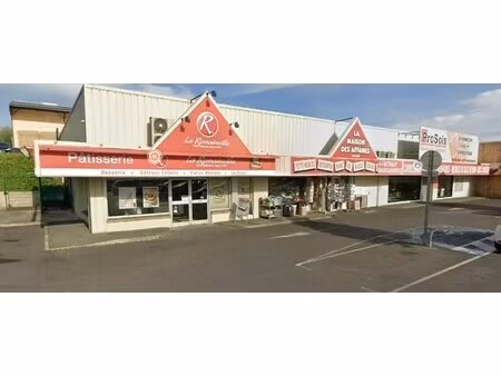 location commerce puiseux pontoise 95650 150m²