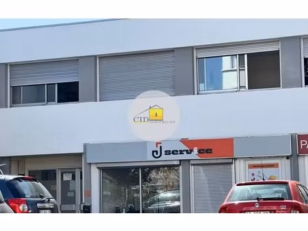 location commerce 39 m²