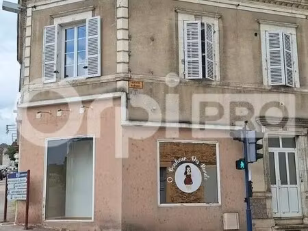 location commerce saint yrieix la perche 87500 42m²