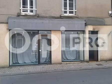 location commerce saint yrieix la perche 87500 61m²
