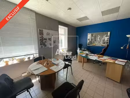 vente bureaux fontainebleau 77300 317m²