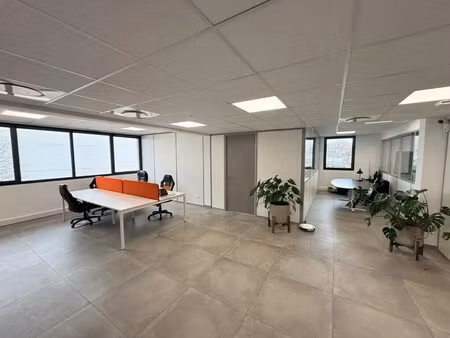 vente bureaux 96 m²