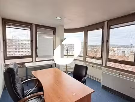 vente bureaux poissy 78300 140m²