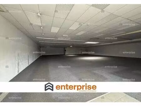 location commerce 650 m²