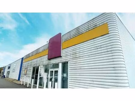 location commerce chatellerault 86100 600m²