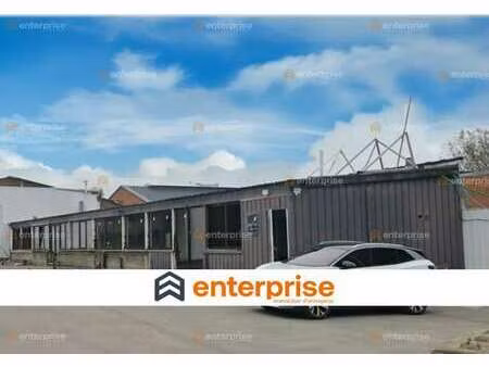 location commerce 150 m² à 400 m²