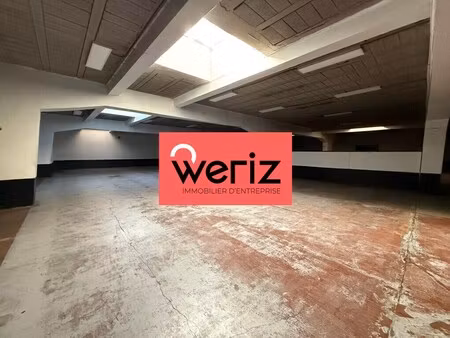 location commerce 1 000 m²