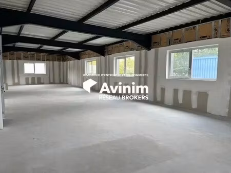 location commerce 66 m² à 364 m²