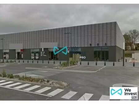 location commerce 1 200 m²