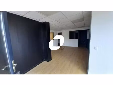 location commerce villeneuve d ascq 59650 56m²