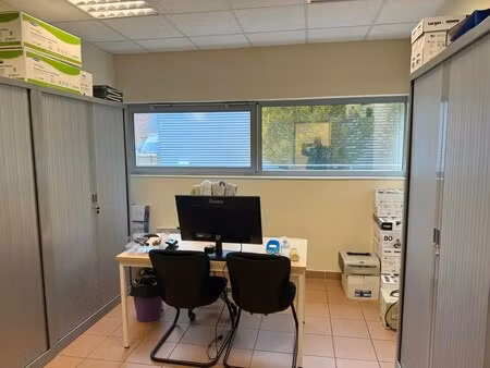 vente bureaux 300 m²