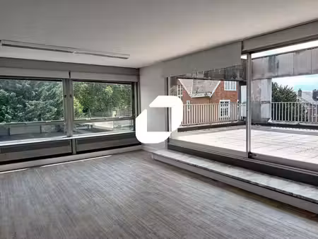 vente bureaux croix 59170 390m²
