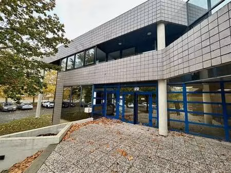 vente bureaux 42 m² à 110 m²
