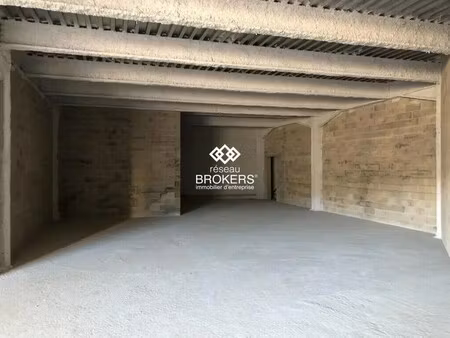 location commerce bernes sur oise 95340 177m²
