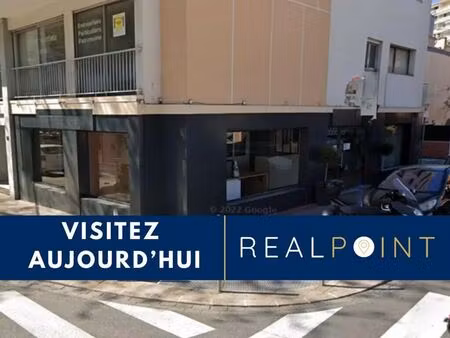 location commerce 122 m²