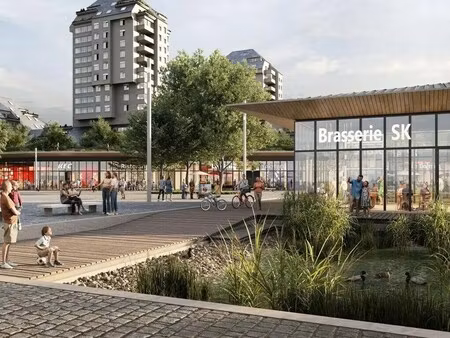 location commerce 284 m²