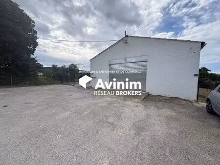 location entrepôt 461 m²