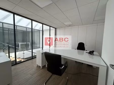 vente bureaux 300 m²