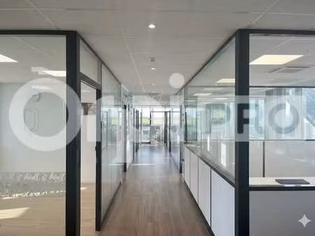vente bureaux 240 m²
