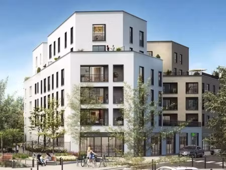 location commerce 118 m²