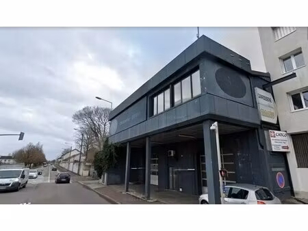 location commerce besancon 25000 200m²