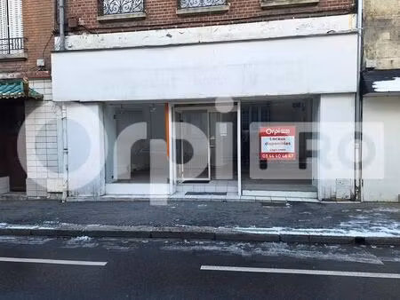 location commerce 90 m²