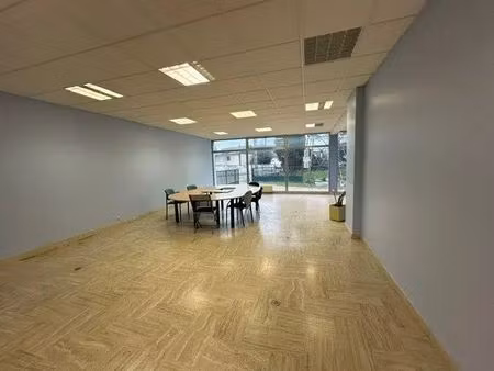 location commerce dijon 21000 600m²