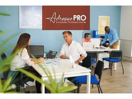 location commerce 130 m²