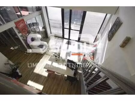 location commerce lyon 69006 293m²