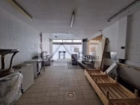 location commerce montmorency 95160 155m²