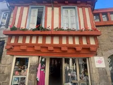 location commerce 71 m²