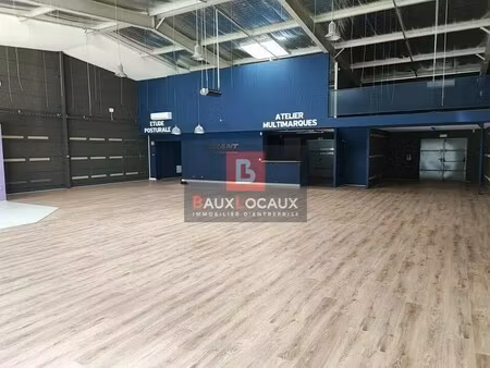 location commerce salon de provence 13300 317m²