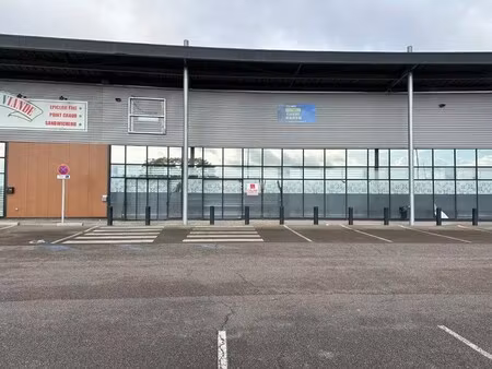 location commerce torcy 71210 357m² à 1119m²