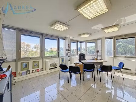 vente bureaux 300 m²