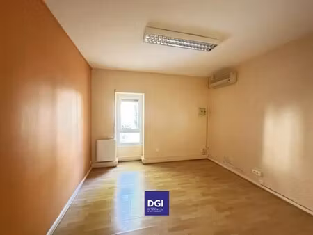 vente bureaux 318 m²