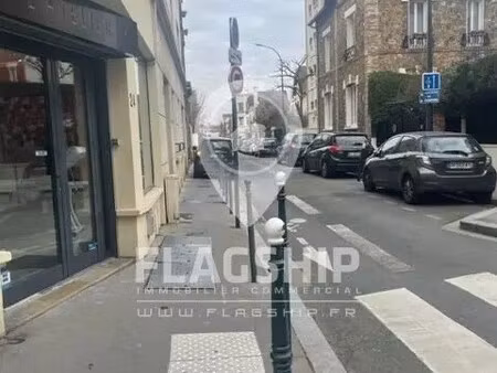 location commerce asnieres sur seine 92600 93m²