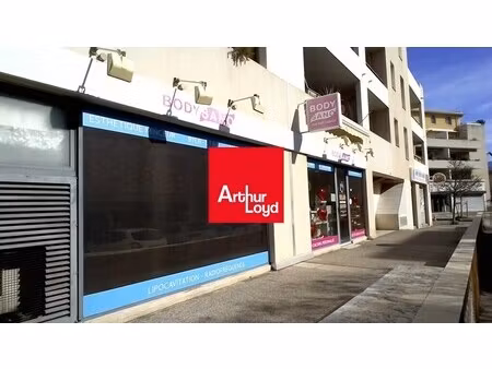 location commerce aubagne 13400 76m² à 152m²