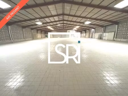 location commerce 780 m²