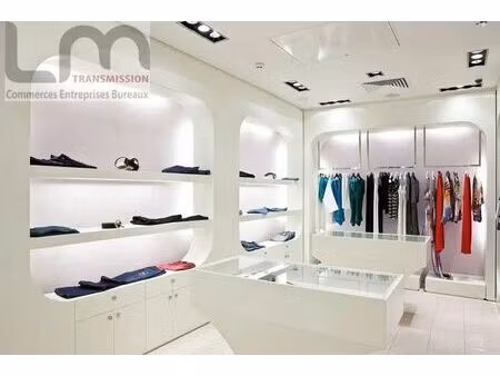 location commerce clamart 92140 86m²