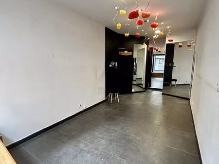 location commerce 20 m²