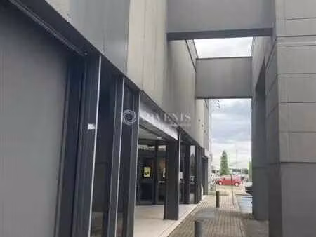 location commerce epinal 88000 2393m²
